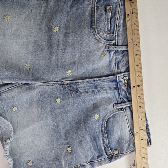 Driftwood Lulu Floral Embroidered Denim Shorts Raw Hem 4.5" Inseam Size 27 - Picture 5 of 7